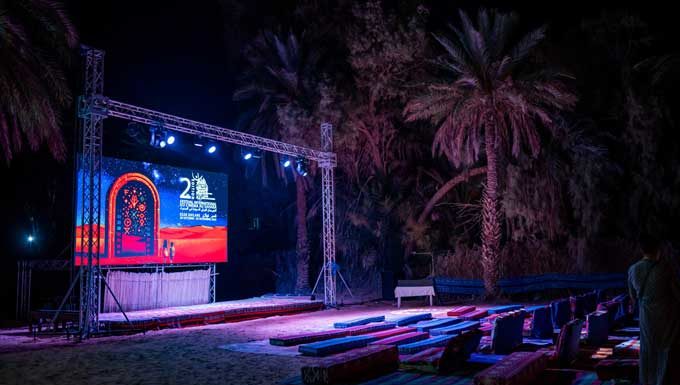 Sous les étoiles du désert : le Festival international du cinéma au Sahara revient à Ksar Ghilane