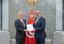 Relations tuniso-japonaises : Mohamed Ali Nafti reçoit le nouvel ambassadeur du Japon à Tunis