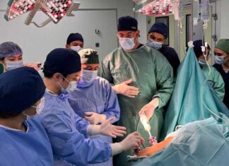 Chirurgie de pointe : l’hôpital Charles-Nicolle réussit une première opération robotique de la prostate