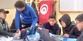 Tozeur : des équipements de robotique pour renforcer les clubs de jeunesse