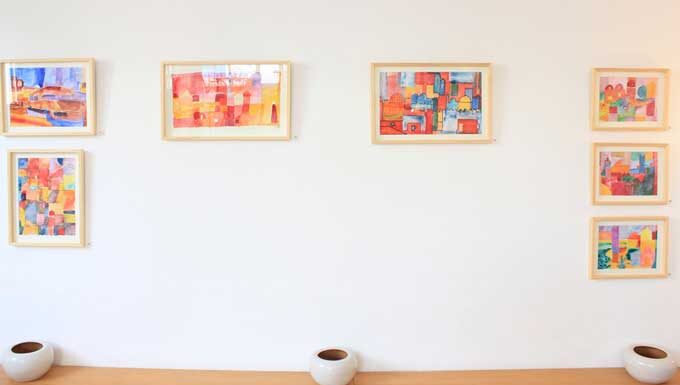 Exposition à Carthage : « Terres, Mers, Couleurs », le voyage pictural de Leïla Ammar