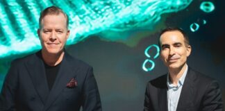 Wilo et InstaDeep : L’alliance stratégique entre l’eau et l’intelligence artificielle Photographie de la signature de l'accord entre Oliver Hermes (Wilo) et Karim Beguir (InstaDeep) au Wilopark pour le partenariat IA et Eau.