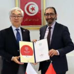 Université de La Manouba : un don de 147 ouvrages sur le Japon pour renforcer la recherche