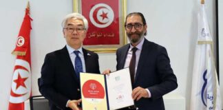 Université de La Manouba : un don de 147 ouvrages sur le Japon pour renforcer la recherche