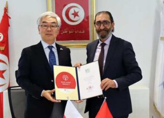 Université de La Manouba : un don de 147 ouvrages sur le Japon pour renforcer la recherche