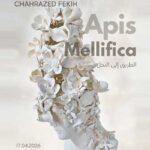 “L’Éveil à l’Infiniment Vivant” : une exposition artistique sur les abeilles signée Chahrazed Fekih à Sidi Bou Saïd