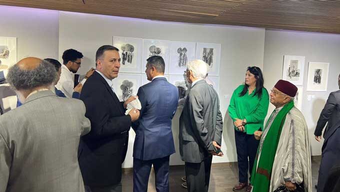 Art contemporain : Ali Ridha Said expose “Noir et Blanc” au MACAM de Tunis