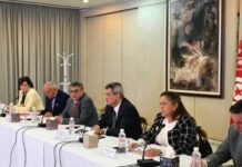 Financement des PME : le gouverneur de la BCT met la pression sur les banques Réunion BCT Banques