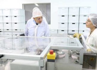 Industrie pharmaceutique : reprise de la fabrication de sirops et flacons médicaux à la SIPHAT