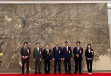 Japon : la mosaïque tunisienne “L’Olivier” exposée à l’Université Ritsumeikan après Osaka 2025