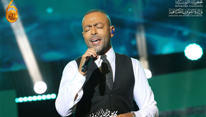 Festival de Carthage 2026 : Tamer Ashour conquiert le public avec ses chansons sentimentales