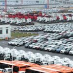 Automobile chinoise : les exportations s’envolent de 77,5 % tandis que le marché intérieur décroche