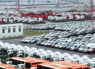 Automobile chinoise : les exportations s’envolent de 77,5 % tandis que le marché intérieur décroche