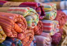 Artisanat : neuf lauréats primés aux concours nationaux de tissage et de création artisanale