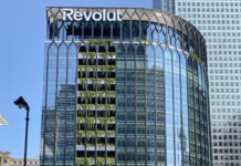 TRANSFORMATION BANCAIRE | Revolut : parcours d’une banque pas comme les autres