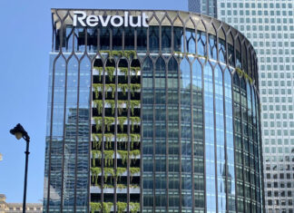 TRANSFORMATION BANCAIRE | Revolut : parcours d’une banque pas comme les autres